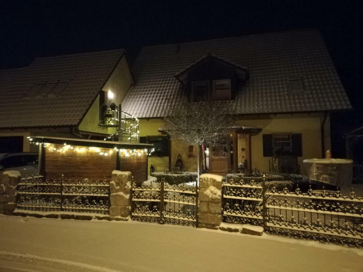 Sweet Home Suite Hallerndorf Buitenkant foto